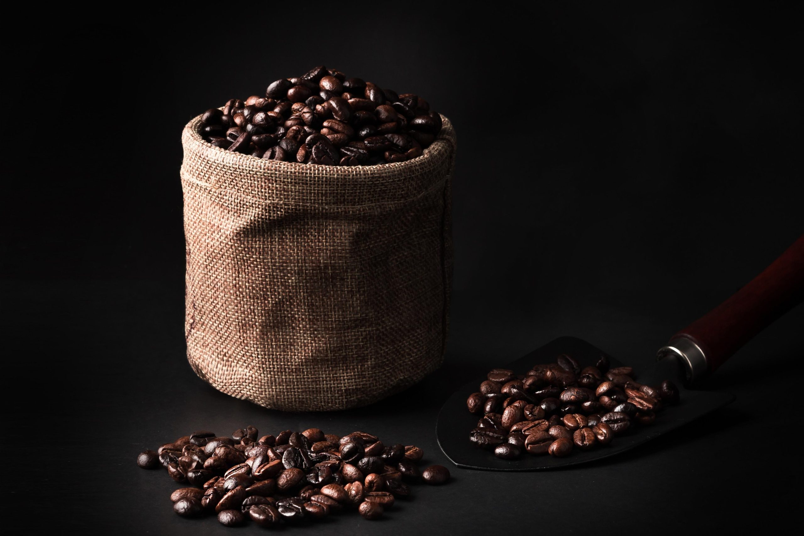 coffee-beans-coffee-beans-background-coffee-back-2023-11-27-05-33-09-utc.jpg